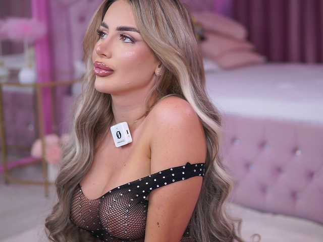 Sex chat gratuit in direct cu AshleysinnX pe BongaCams