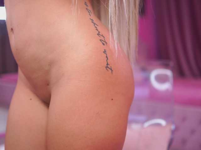 Sex chat gratuit in direct cu AshleysinnX pe BongaCams