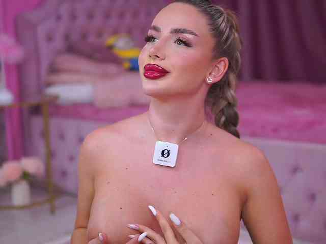 AshleysinnX webcam