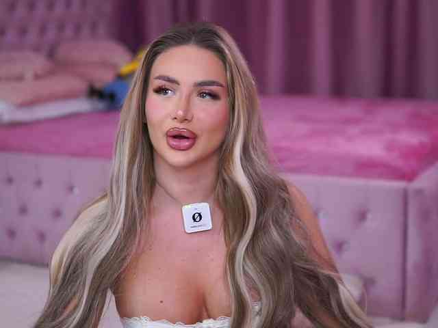 AshleysinnX webcam