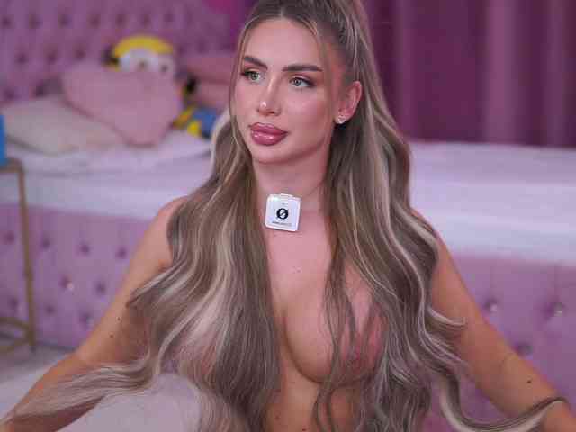 AshleysinnX Live Webcam on BongaCams