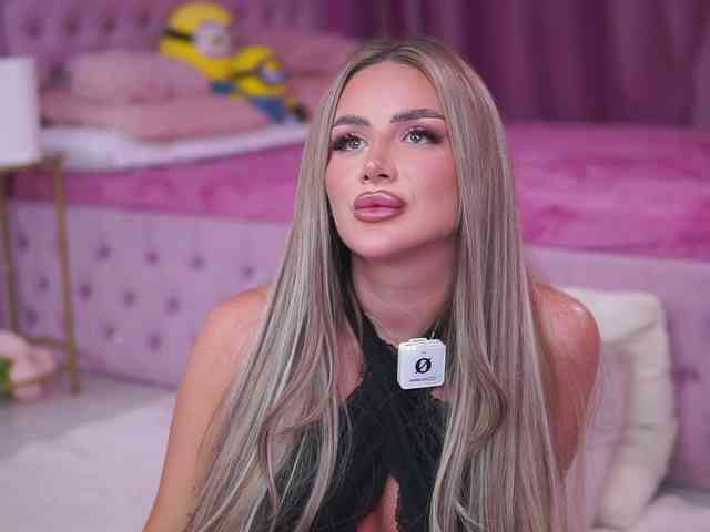 AshleysinnX webcam