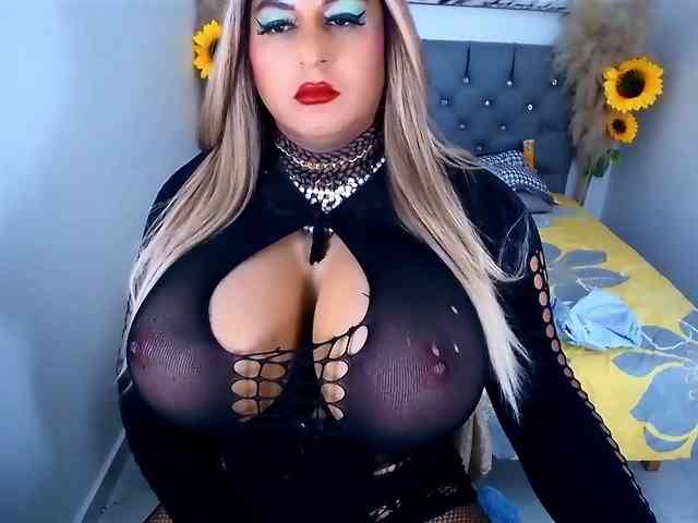 kamilabigcock Live Webcam on BongaCams