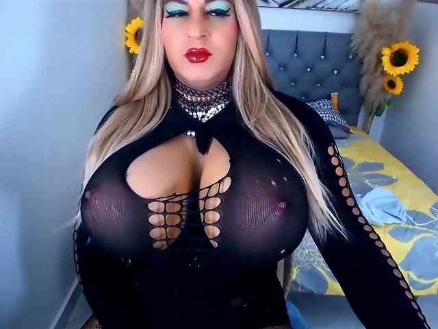 kamilabigcock Live Webcam on BongaCams