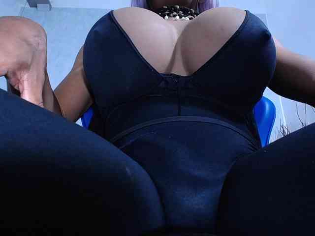 paulabigcock Live Webcam on BongaCams