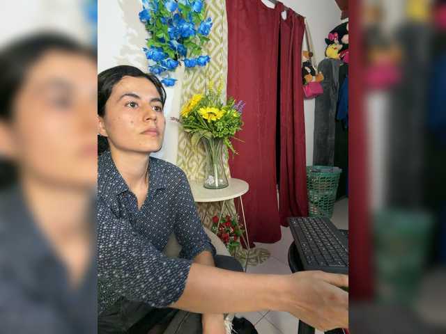 katiae's BongaCams show and profile