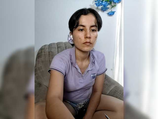 katiae's BongaCams show and profile