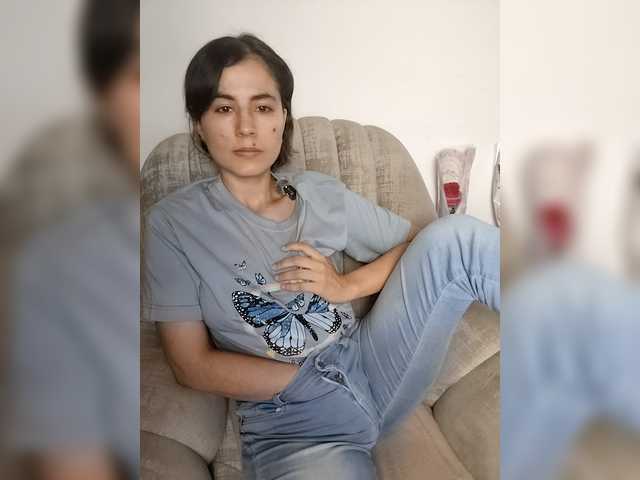 katiae's BongaCams show and profile