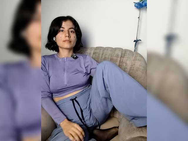 katiae's BongaCams show and profile