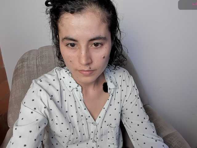 katiae's BongaCams show and profile