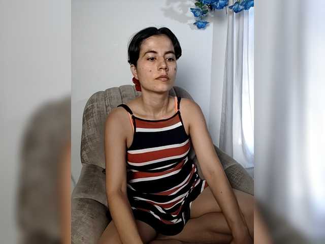 katiae's BongaCams show and profile