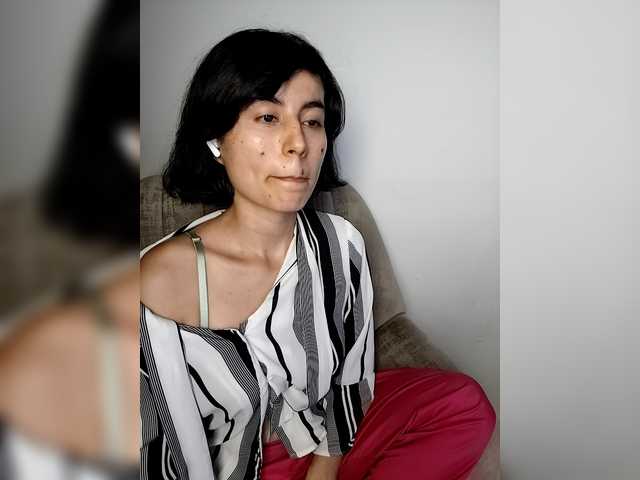 katiae's BongaCams show and profile