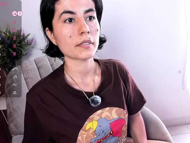 katiae's BongaCams show and profile