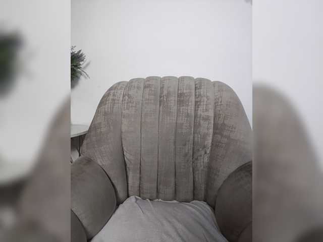 katiae's BongaCams show and profile