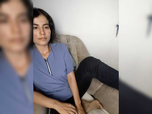 katiae's BongaCams show and profile