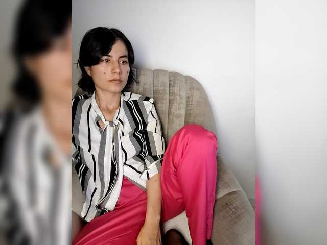 katiae's BongaCams show and profile