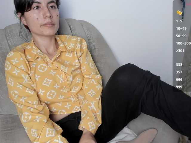 katiae's BongaCams show and profile