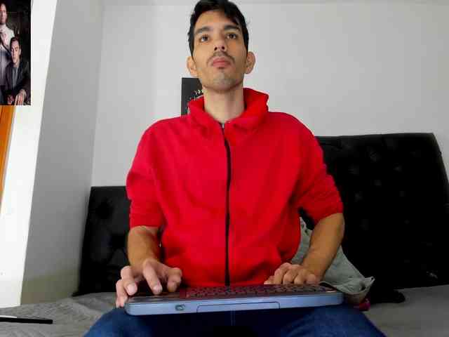johanylatino