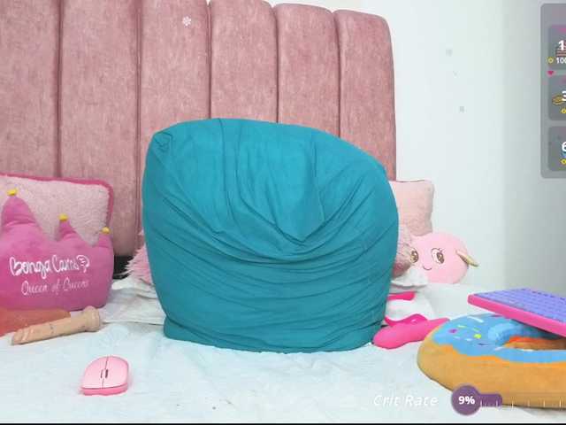 Erin-'s BongaCams show and profile