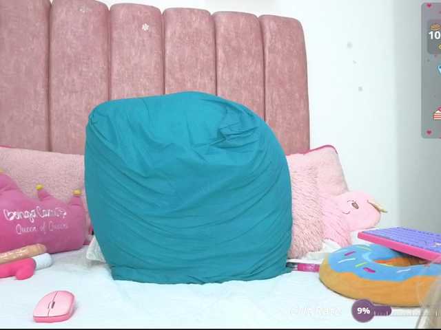 Erin-'s BongaCams show and profile