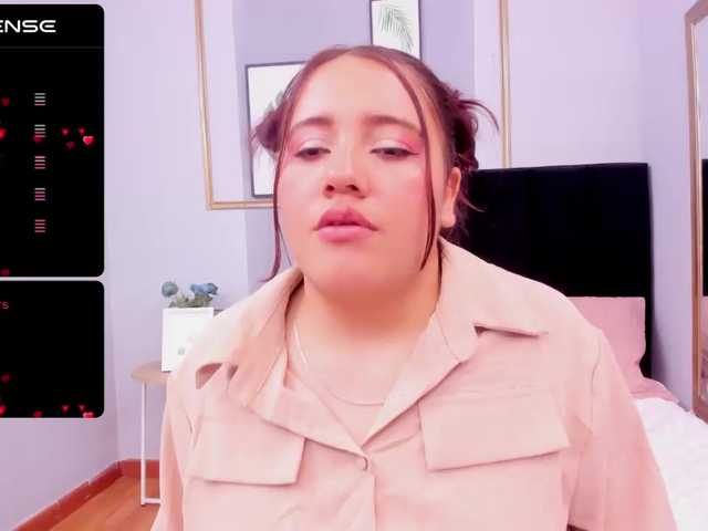 LIA-ROBERTSS Porn