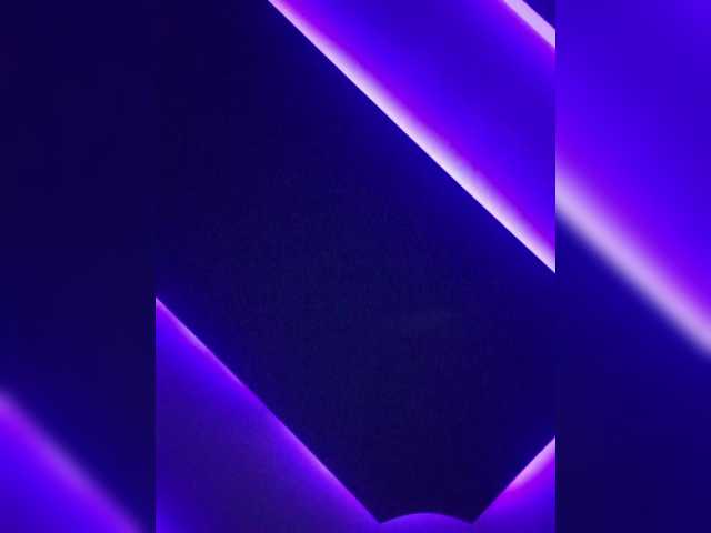 LizBetty's BongaCams show and profile