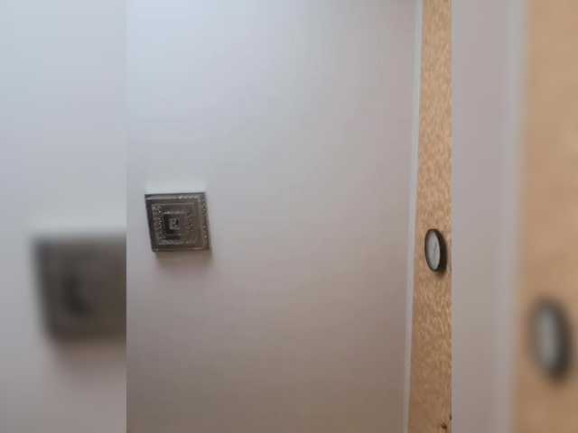 LizBetty's BongaCams show and profile