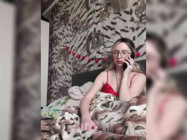 Ella-Mary webcam