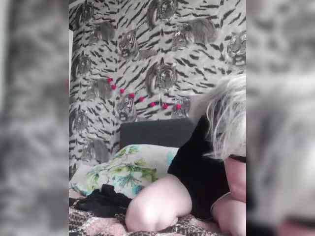 Ella-Mary webcam