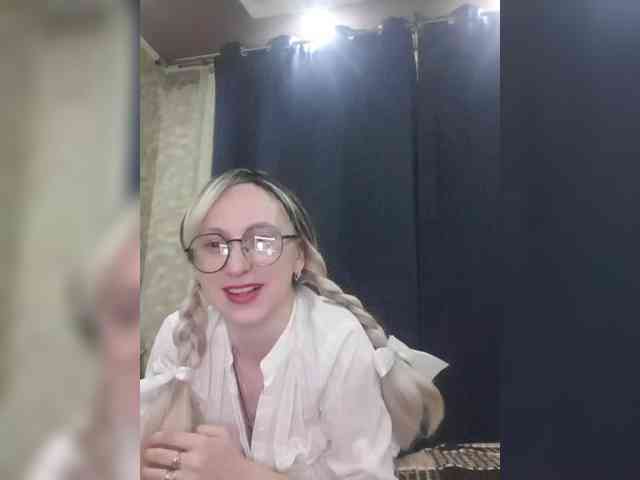 Ella-Mary webcam