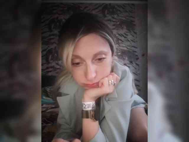 Ella-Mary webcam