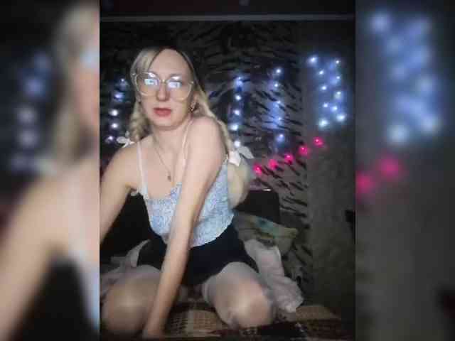 Ella-Mary webcam
