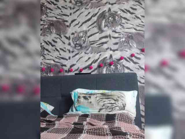 Ella-Mary webcam