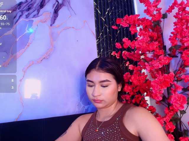 Zayyda's BongaCams show and profile