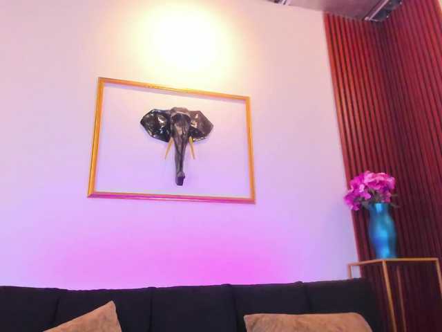 Zayyda's BongaCams show and profile