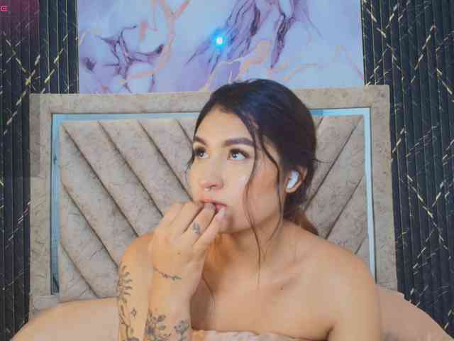 Zayyda webcam