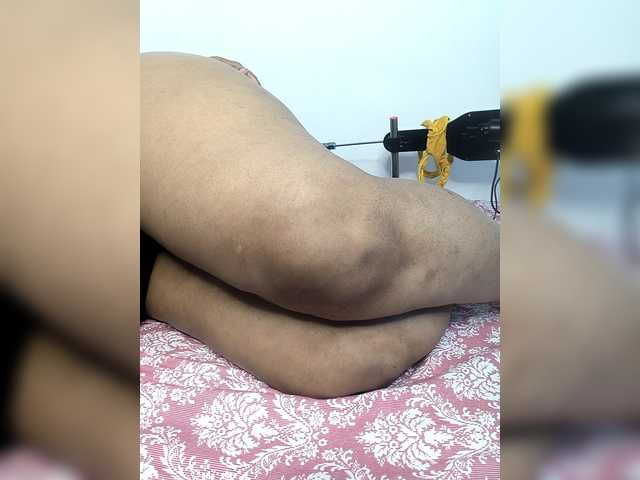 Dime-'s BongaCams show and profile