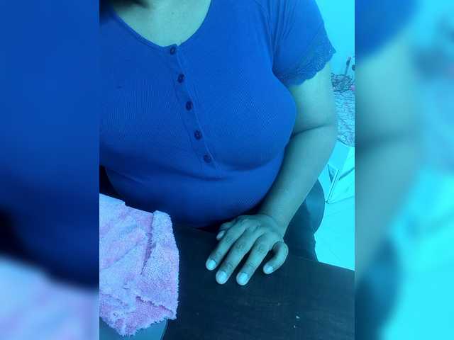 Dime-'s BongaCams show and profile