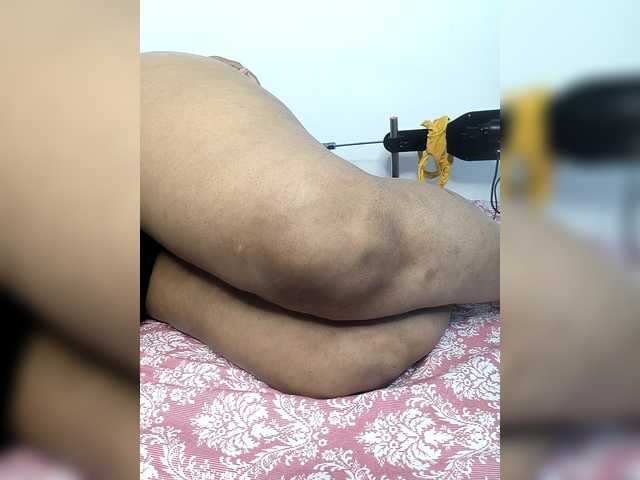 Dime-'s BongaCams show and profile