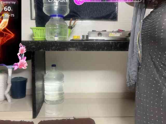 Selina_6 webcam