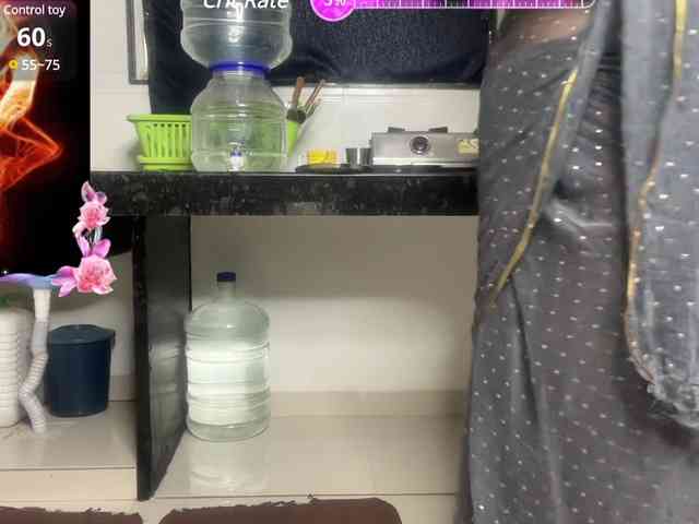 Selina_6 webcam