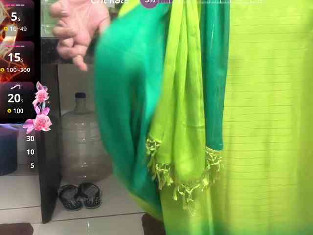 Selina_6 webcam