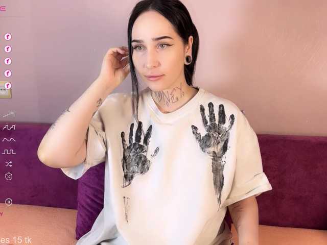 PinkyNastyx from BongaCams