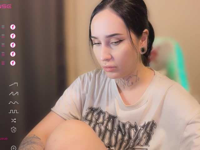 PinkyNastyx webcam