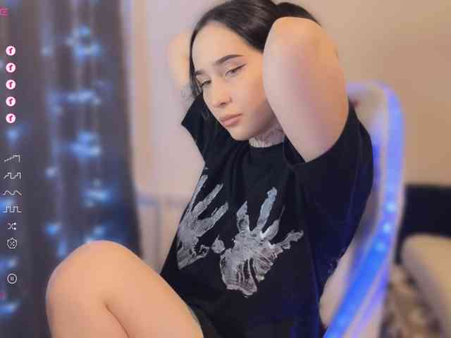 PinkyNastyx webcam