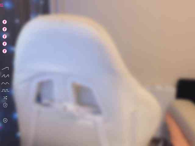 PinkyNastyx webcam