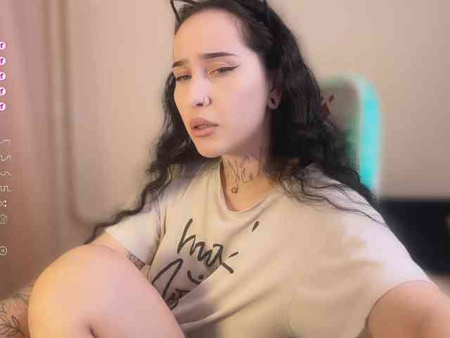 PinkyNastyx webcam
