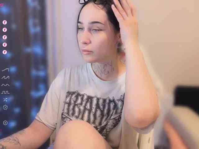 PinkyNastyx webcam