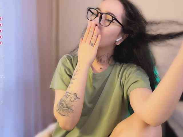PinkyNastyx webcam