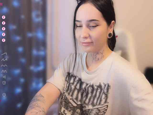 PinkyNastyx webcam